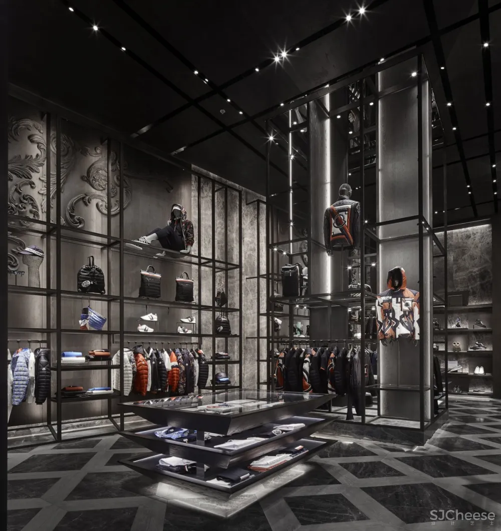 Gwenael Nicolas | Moncler Dubai Mall , 沙漠中的冰山