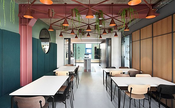 Studio Komo | Urban Spaces , 色彩丰富的设计理念