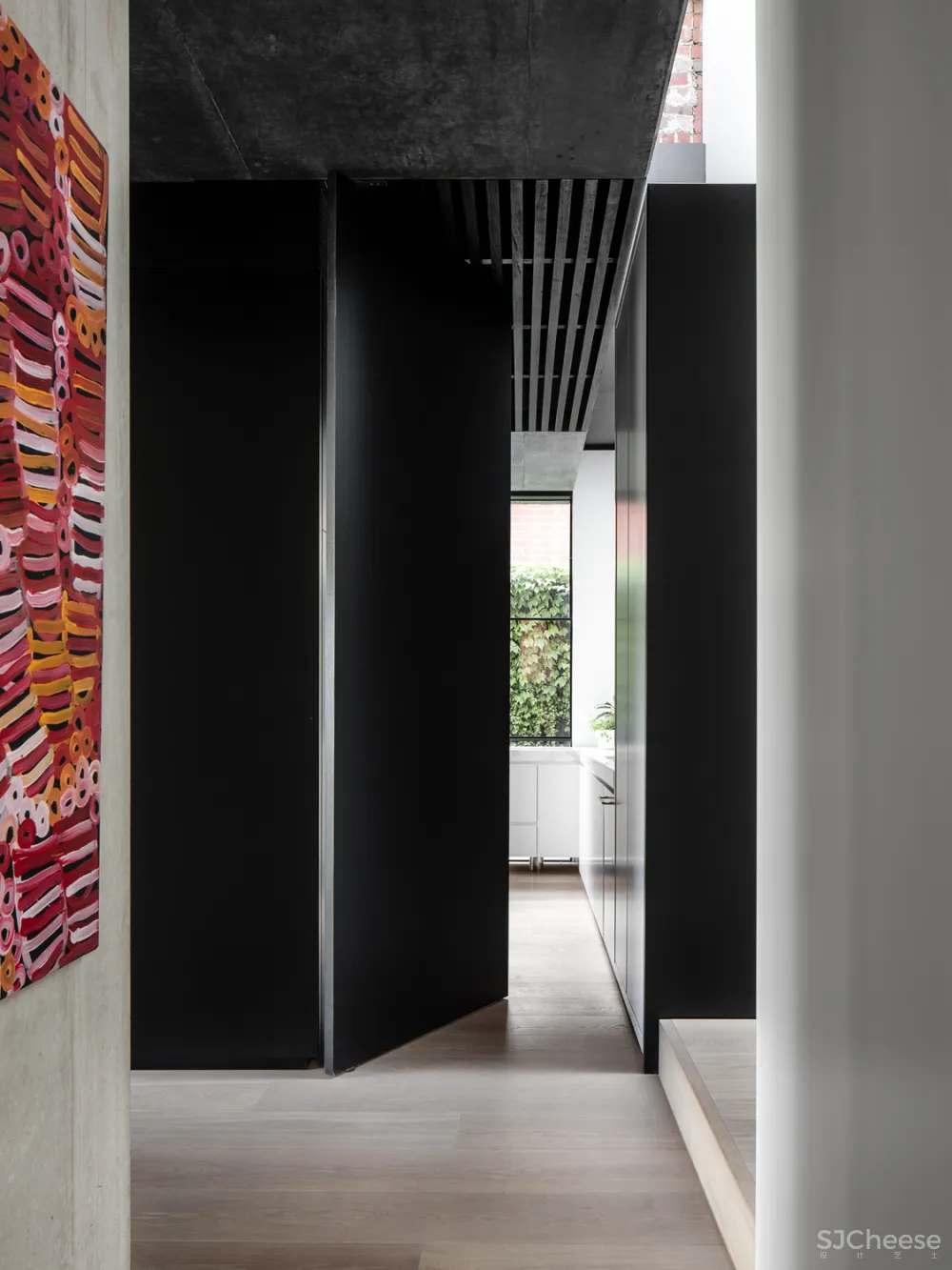 MCK Architects | Strong Arm House , 大胆典型的现代住宅