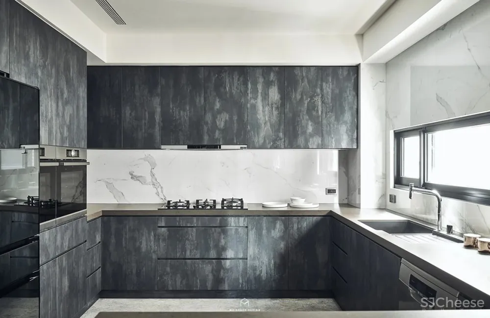 还在用传统方式铺地板?看「人字拼」怎样演绎质朴自然风