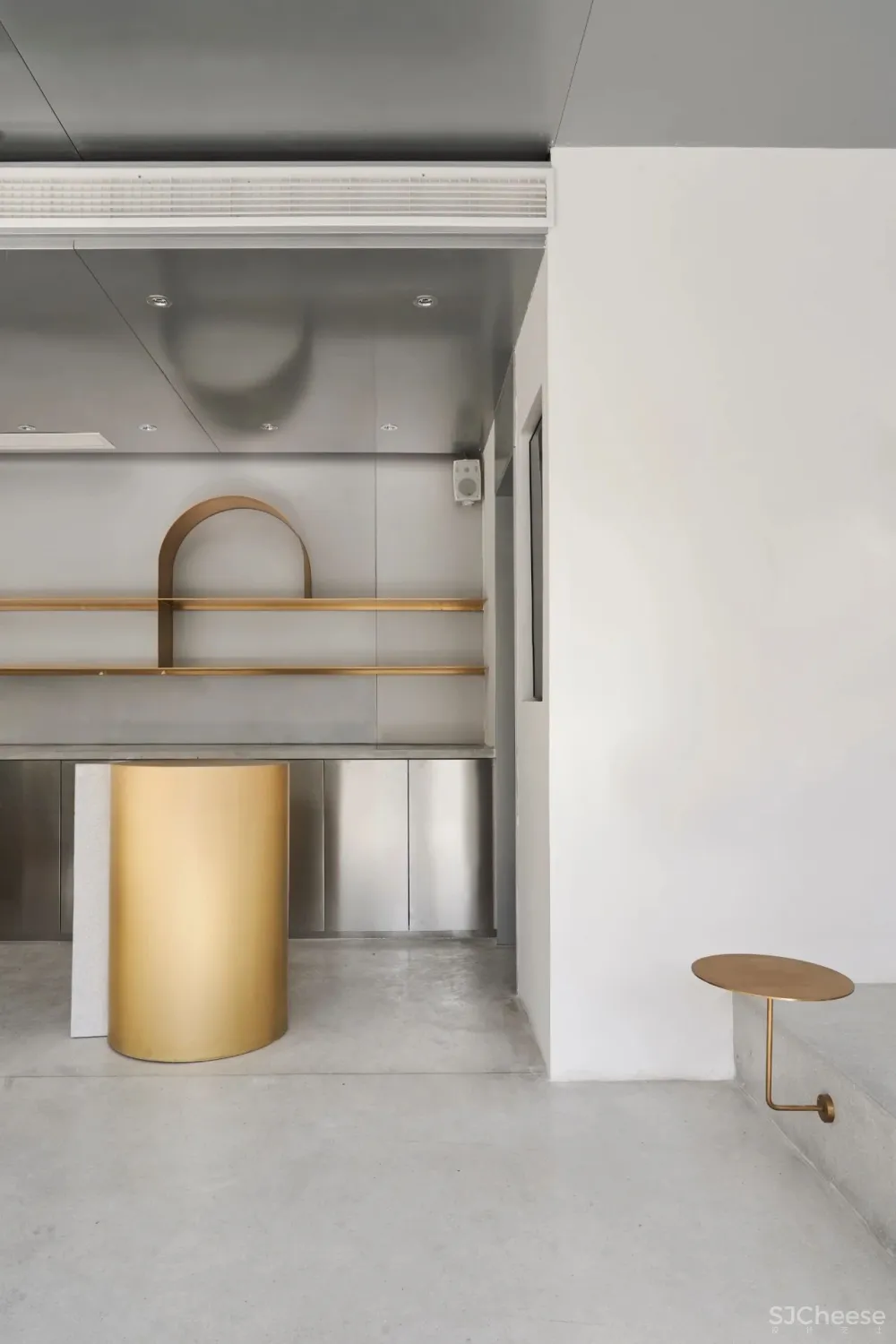 偏离设计丨MOON Photo Studio