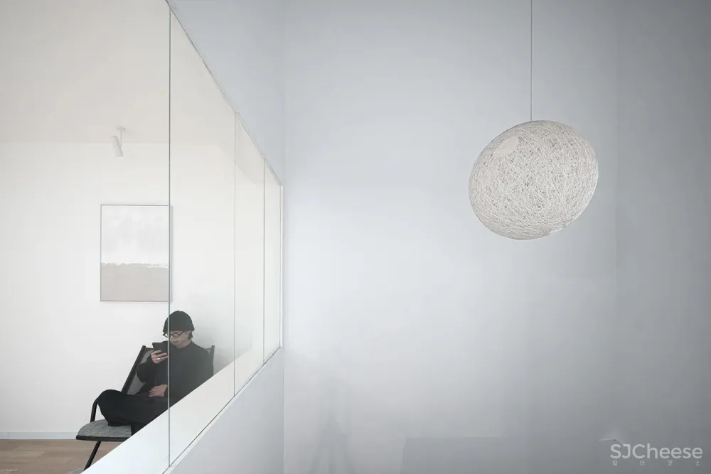 半空间,白色纯粹的家 yan design studio