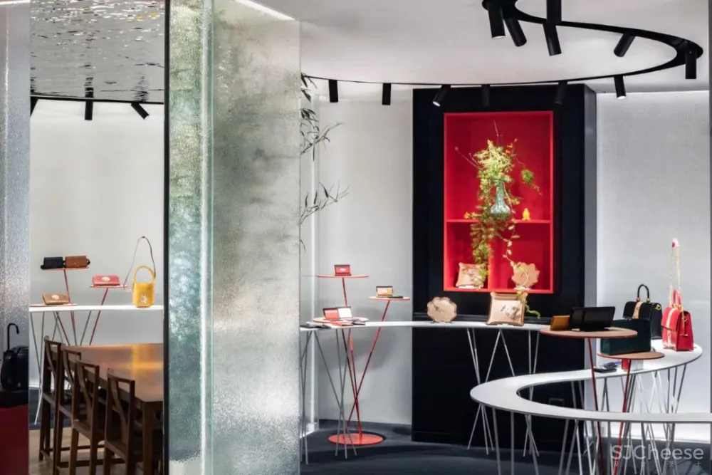 100㎡之喜.皮革艺术形象店 AFFD设计事务所