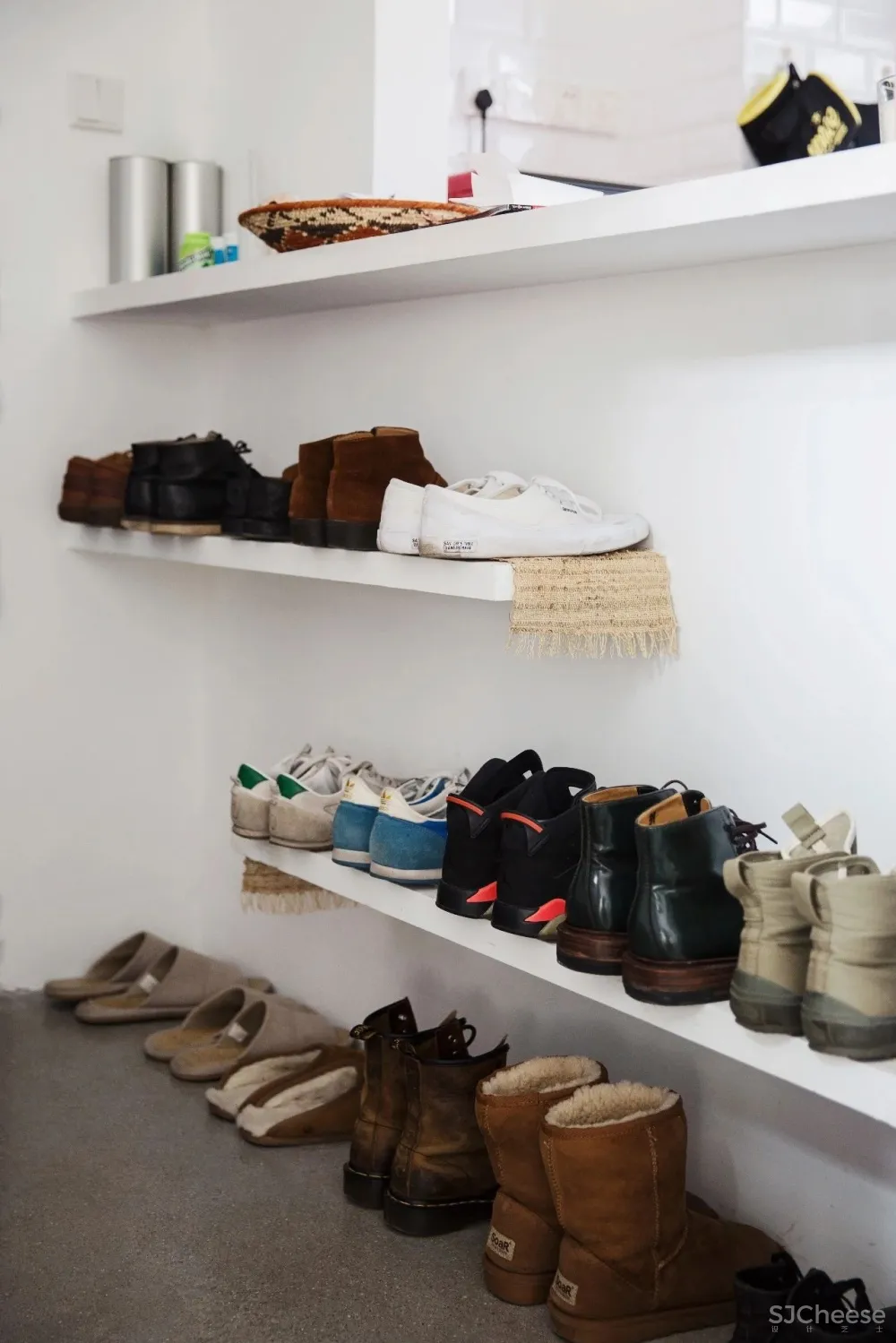 麻辣烫店倒闭,文艺青年用自己160m²的家逆袭,自由流浪的感觉太好了!