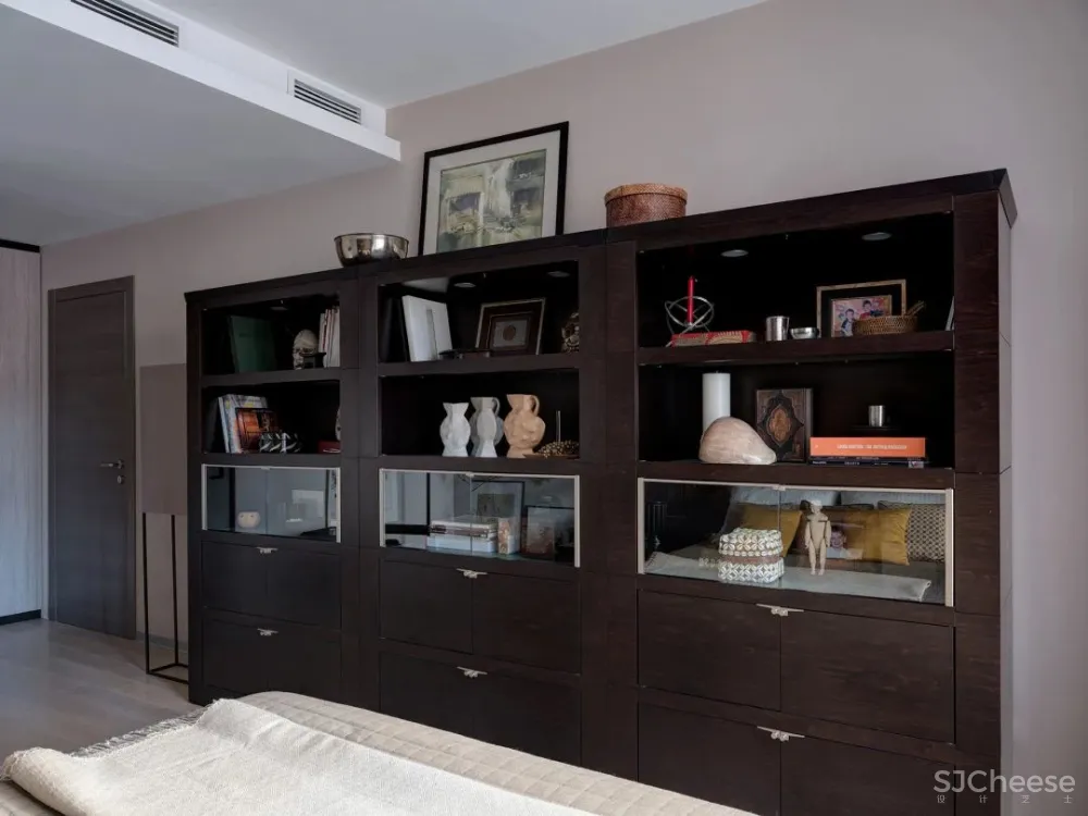 高级灰 棕色，华灯初上夜未央，细品冷酷都市的温柔细腻