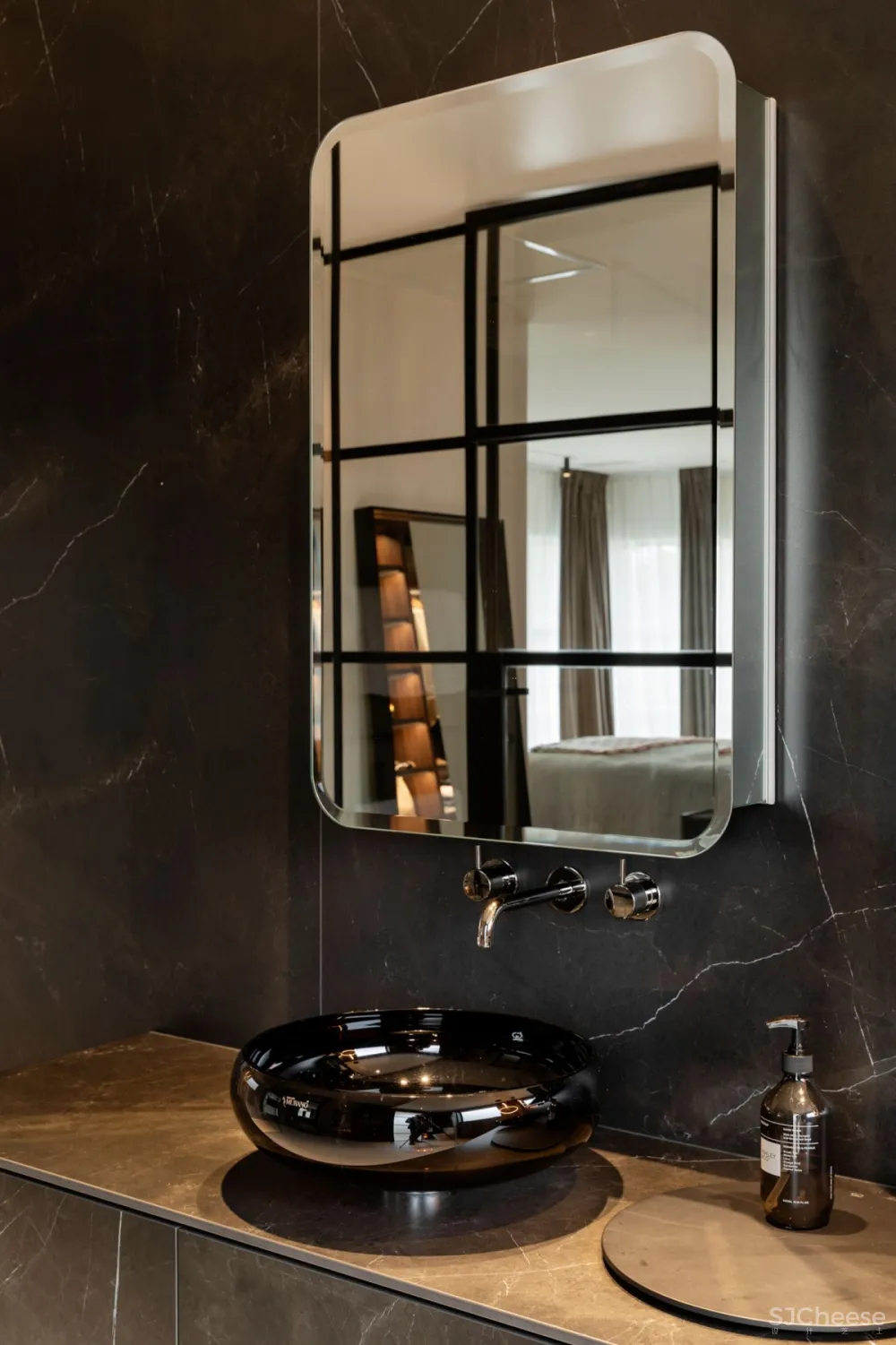 BDG Architects | Collectors House , 新旧工业美学的融合