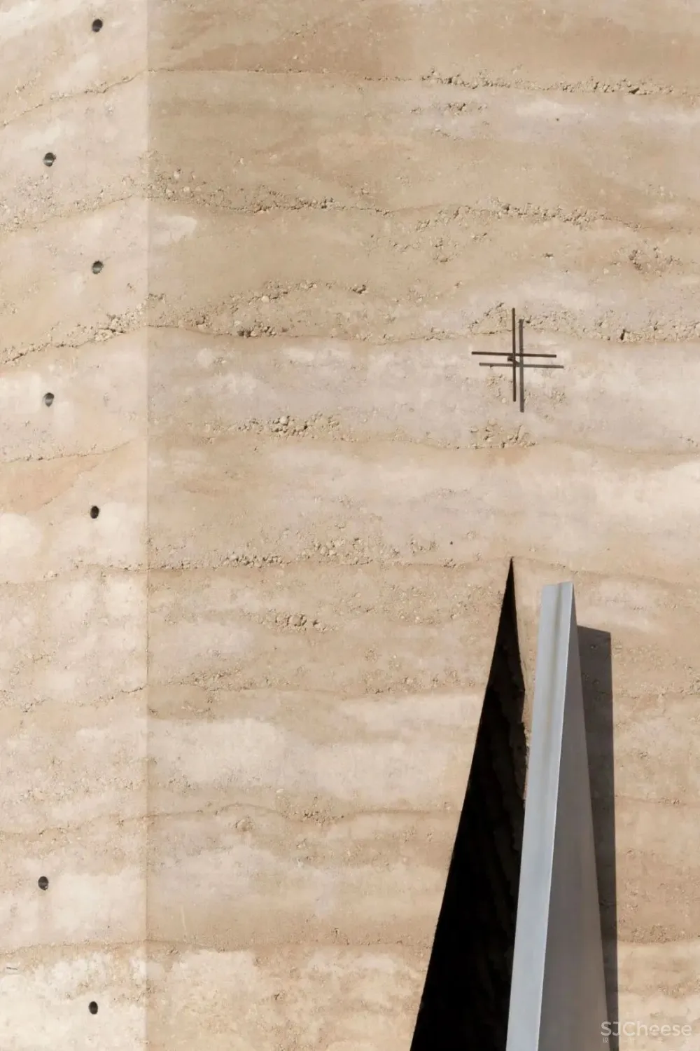 一群村民和一位建筑大师,完成了一个令无数人朝圣的建筑