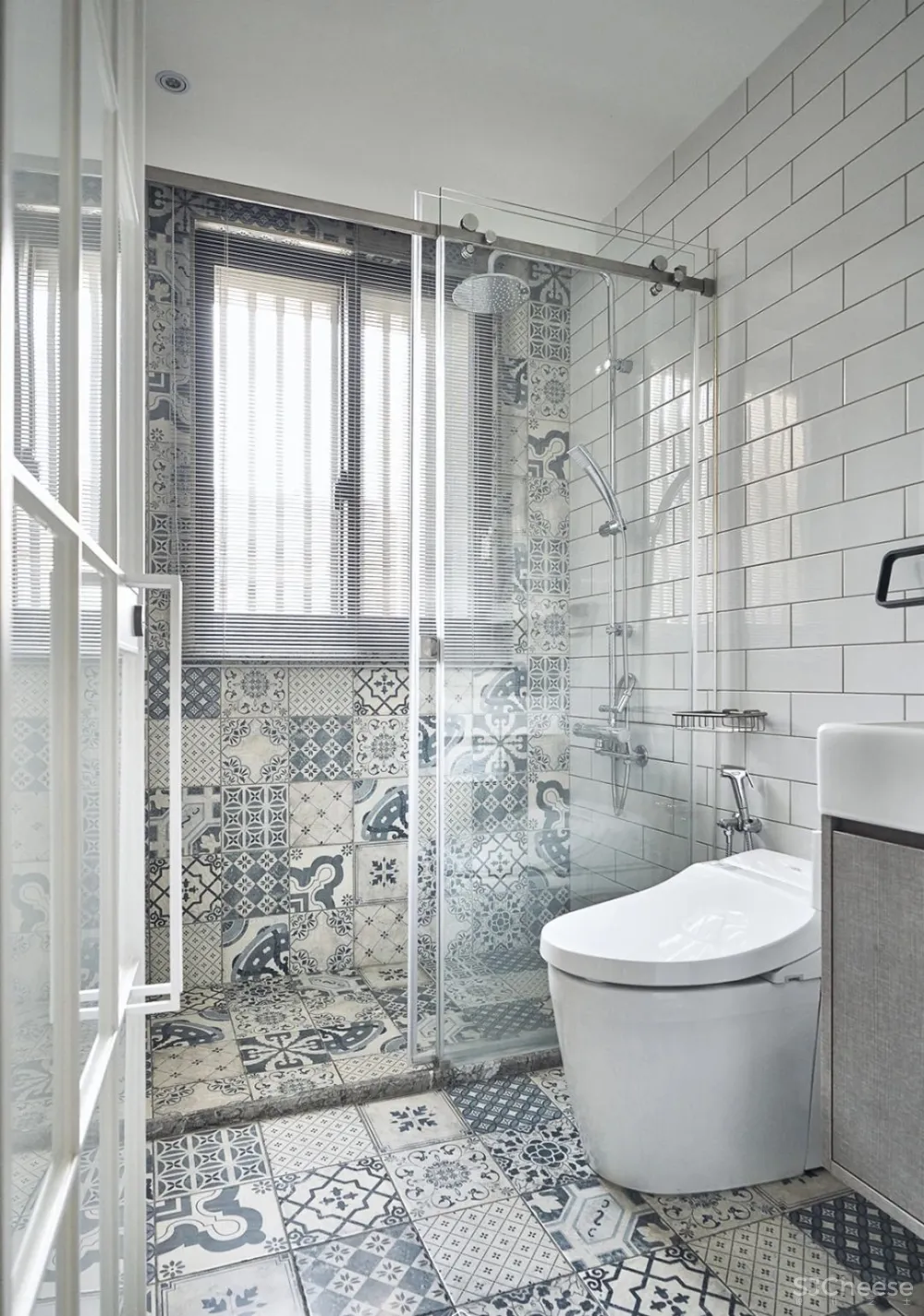 还在用传统方式铺地板?看「人字拼」怎样演绎质朴自然风