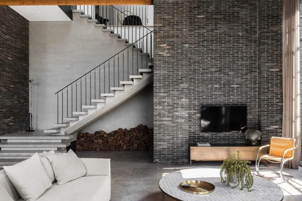 高级灰 棕色，华灯初上夜未央，细品冷酷都市的温柔细腻