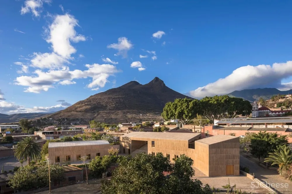 Productora丨超现实的狂野建筑幻想