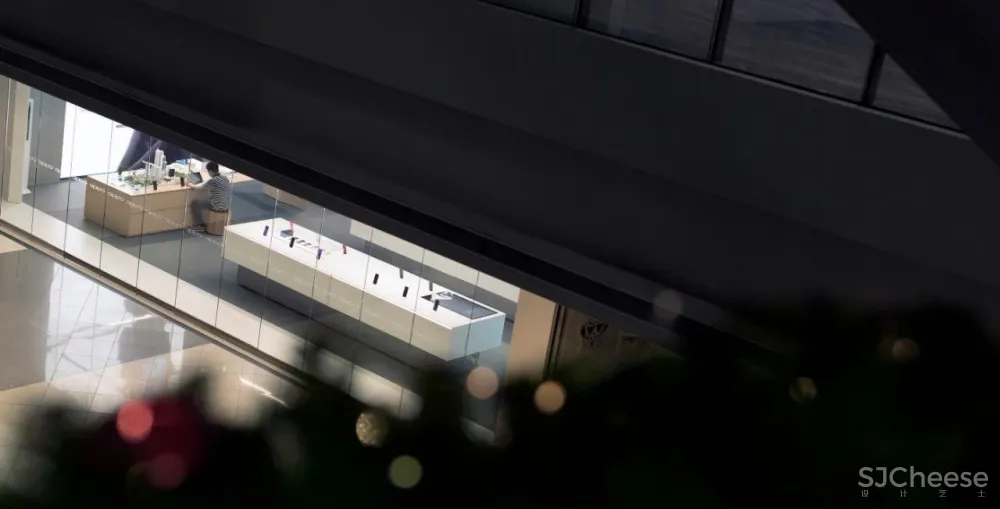 新作 | 东仓:OPPO 新加坡旗舰店 3.0 版本,零售空间的时尚艺术