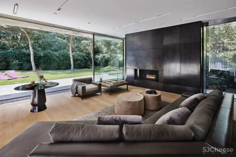 Christian Liaigre 专辑