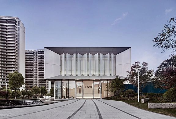 咫尺山水 咫尺繁华 库玛 – S.U.N