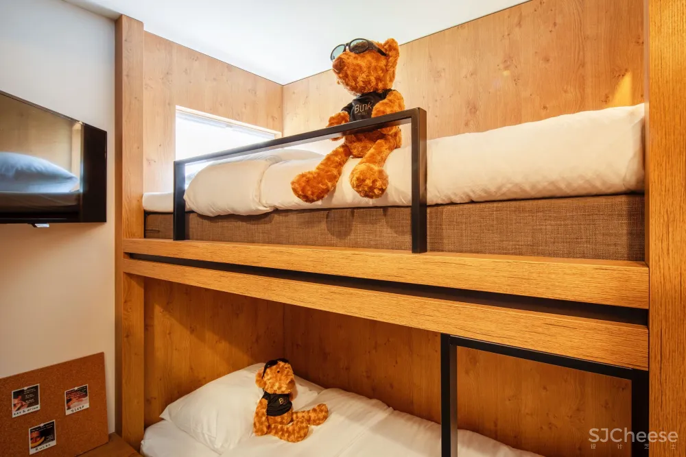 胶囊睡仓、空中客房...这家网红酒店彻底打破了旅馆的传统