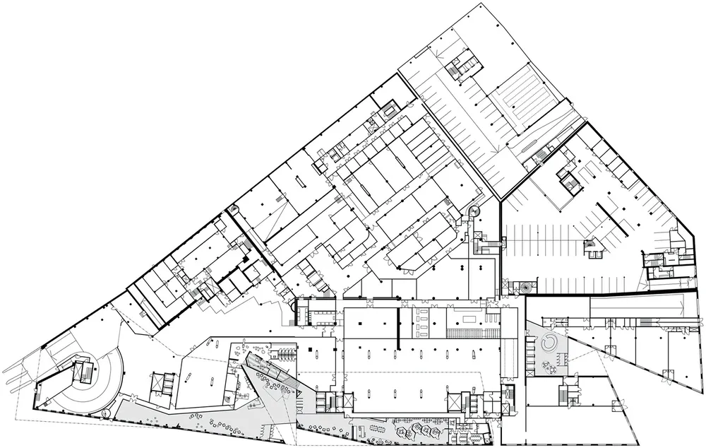 看看芬兰这栋总部大楼,没想到中庭还能这样设计!
