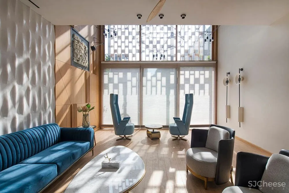 来自印度的日式风味丨印度屏风住宅