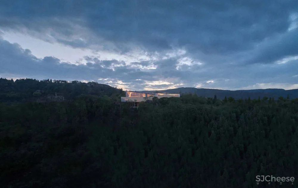 山海美术馆,静谧与光明!