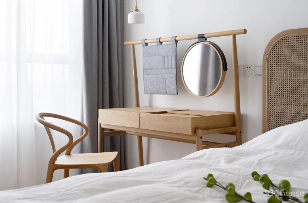 年轻人的中式,没有瓷器、屏风和红木家具,却美出诗意!