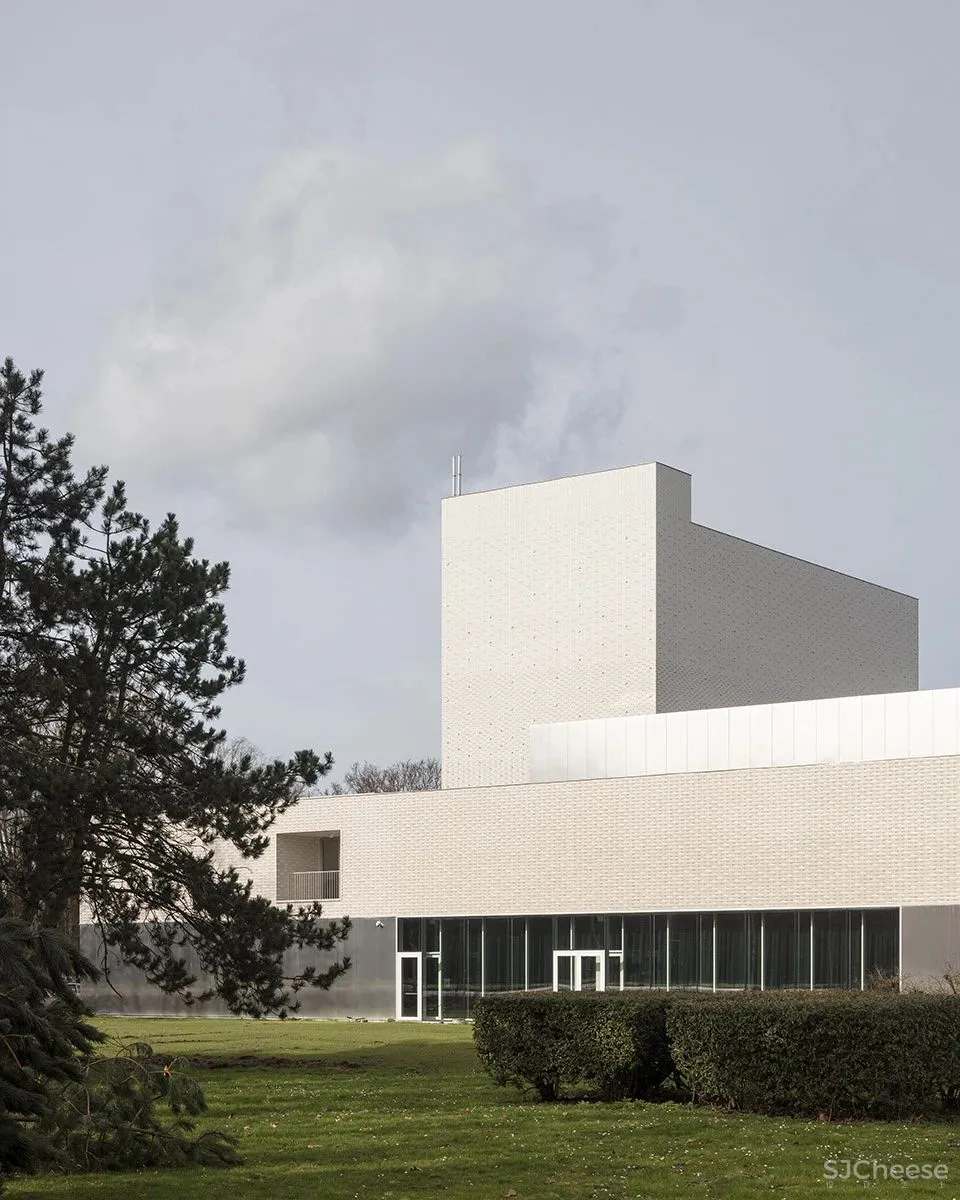 新作 画中的建筑 代因泽Leie剧院 TRANS architectuur I stedenbouw V