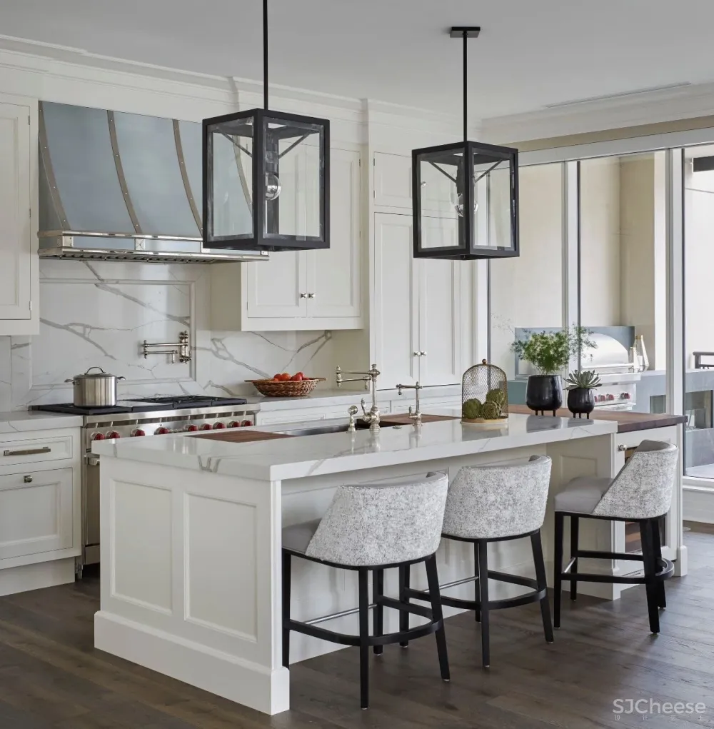 Donna Mondi 色彩视觉 与众不同