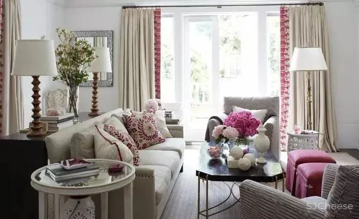 高级灰 红色，当代东方优雅美学的完美演绎