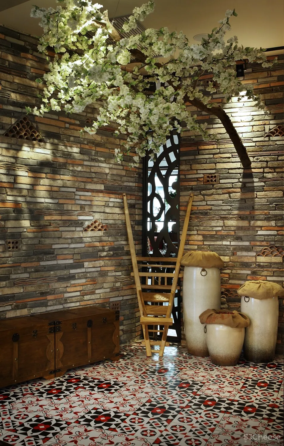 所有相遇都是久别重逢:“花椒遇见辣椒”火锅餐厅设计!