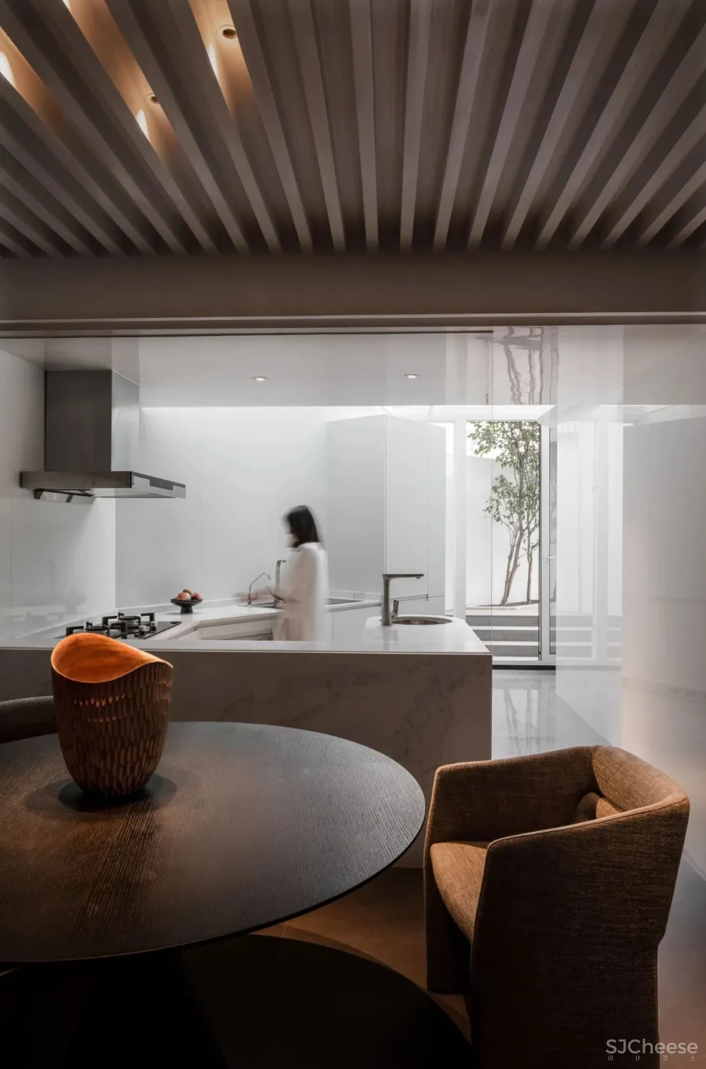 新作丨局限的空间,如何利用光打造不凡气质!