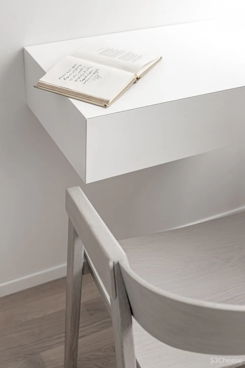 极简,硬朗与温馨的平衡 anstantsin Remez