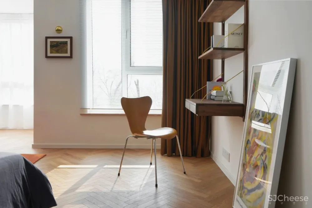 180㎡普通两居室,出彩全靠砸墙和抬高?