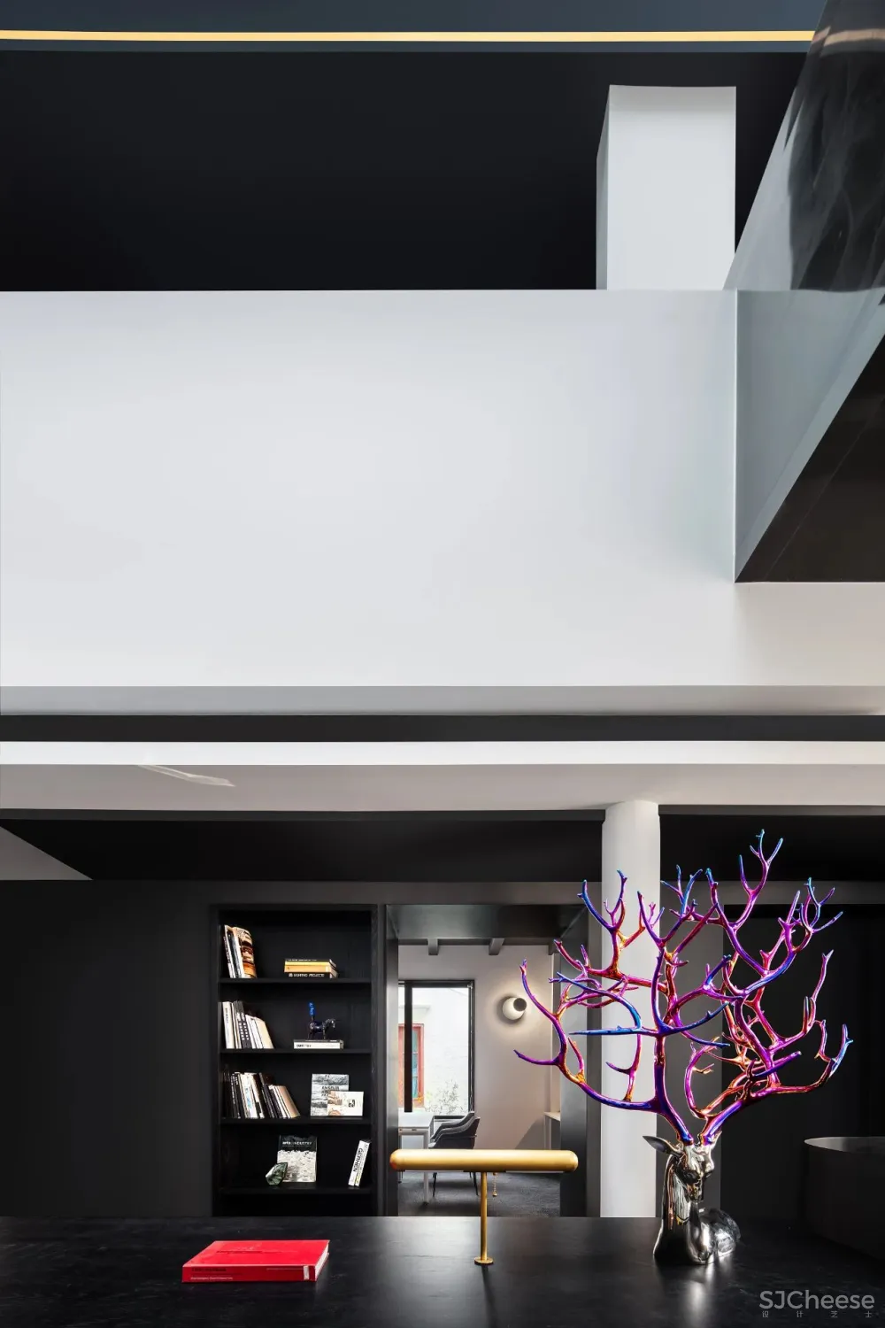 【2019年鉴榜办公作品】FW.GID 办公室 曾建龙