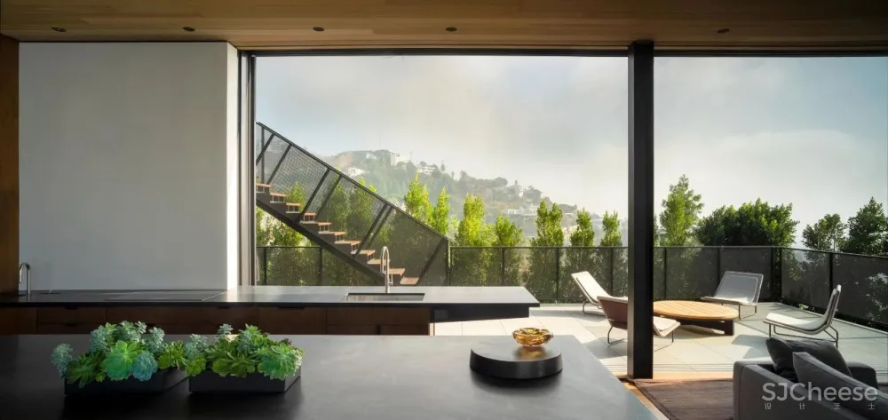 超酷工业风豪宅,不一样的机械美学