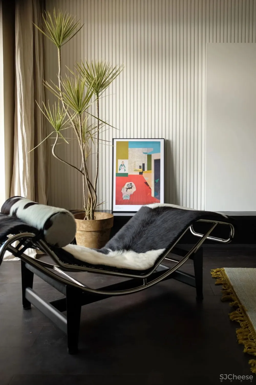 深圳小夫妻花半年时间等待家具漂洋过海，入住这个现代与古典之家