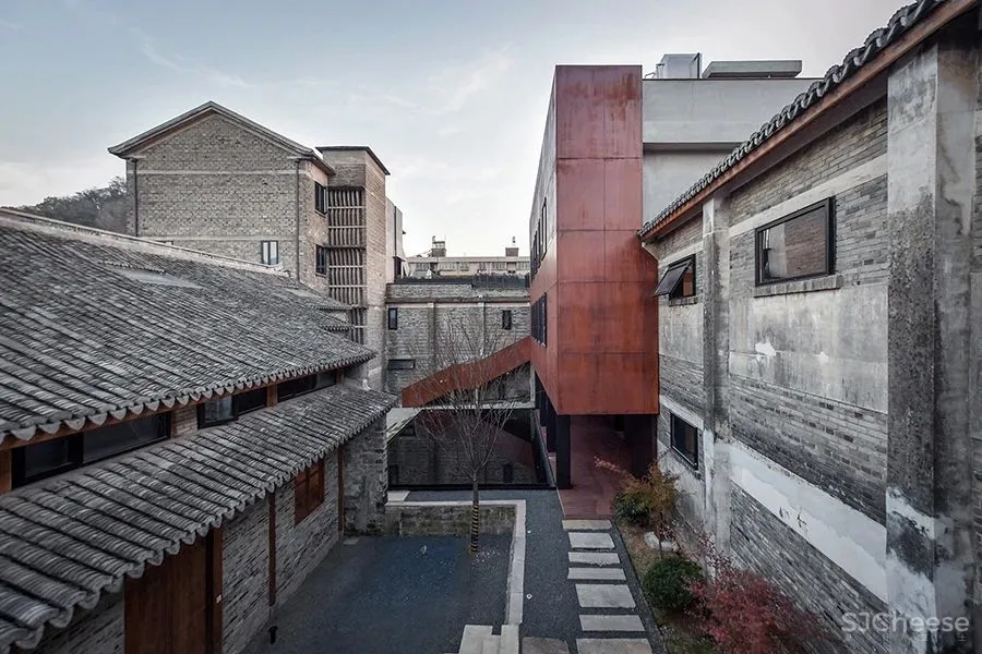 临海余丰里民宿,穿梭三个年代的建筑之间 零壹城市