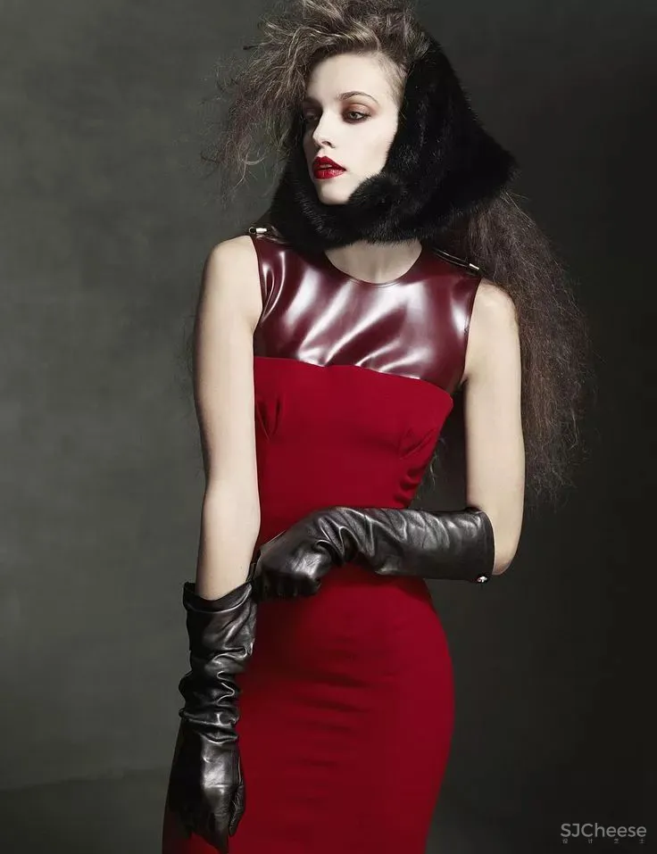 高级灰 红色，当代东方优雅美学的完美演绎