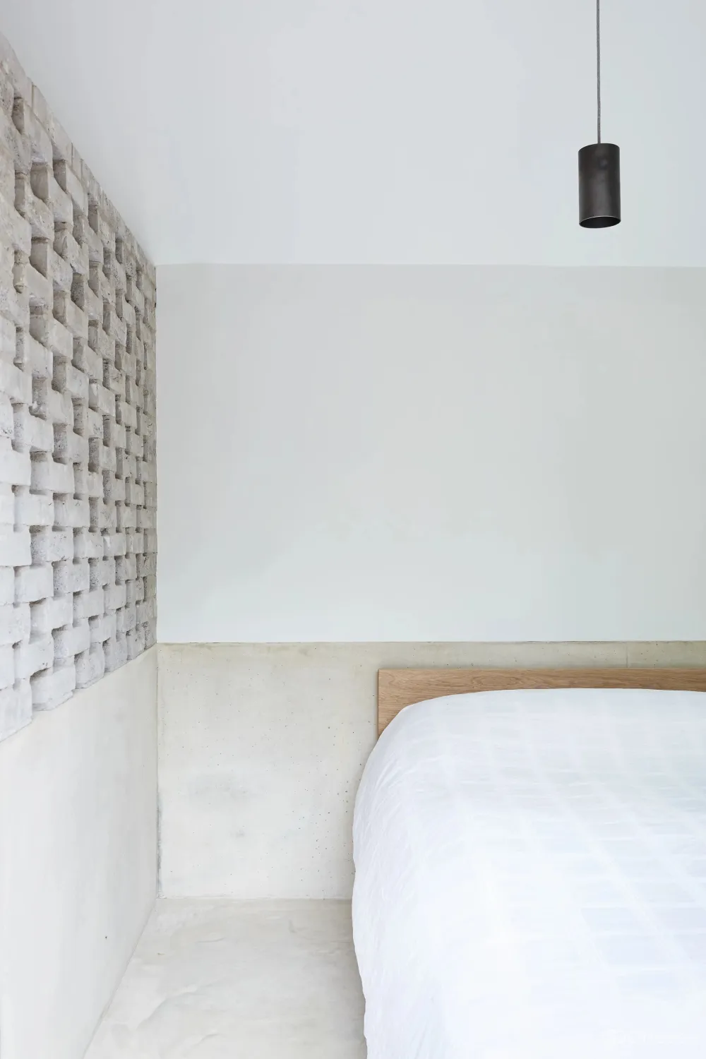 一个百年历史的磨坊，千年历史的遗址：这部电影捕捉了一个永恒的转变