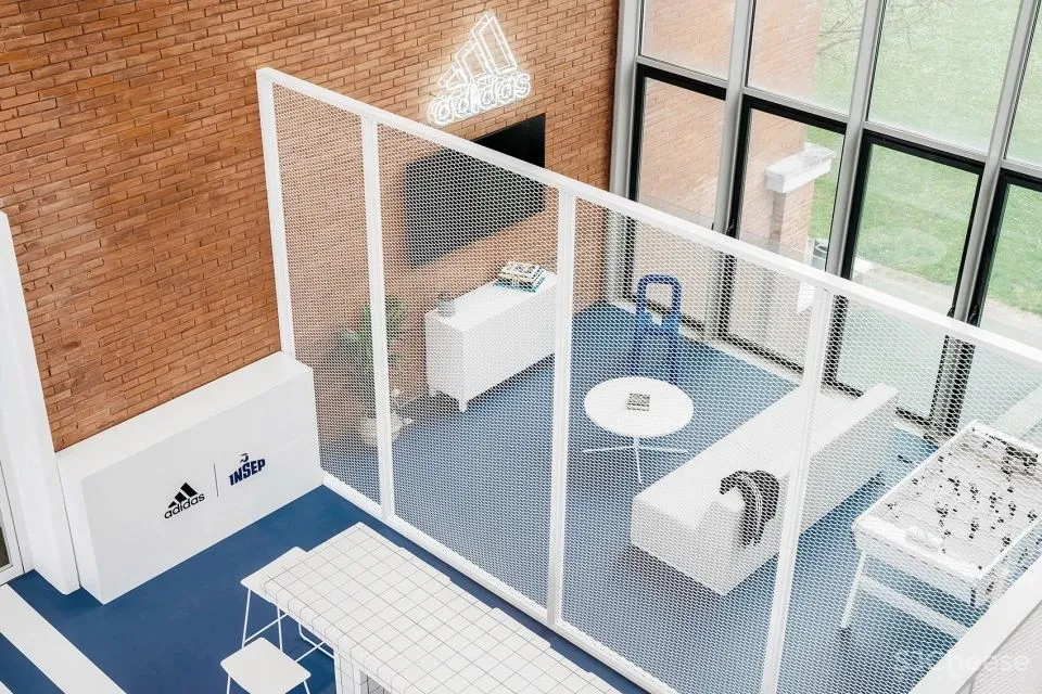 阿迪达斯X法国国家体育学院公共空间改造 Ubalt Architectes Ubi Bene