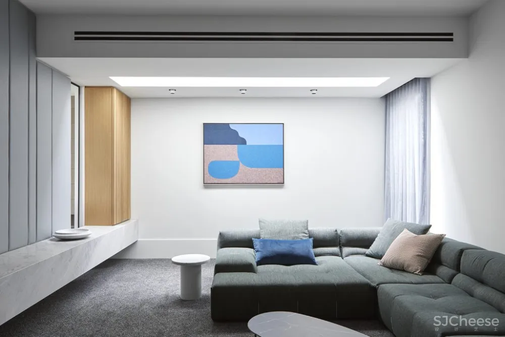 Christopher Elliott 新作 低调内敛的现代优雅