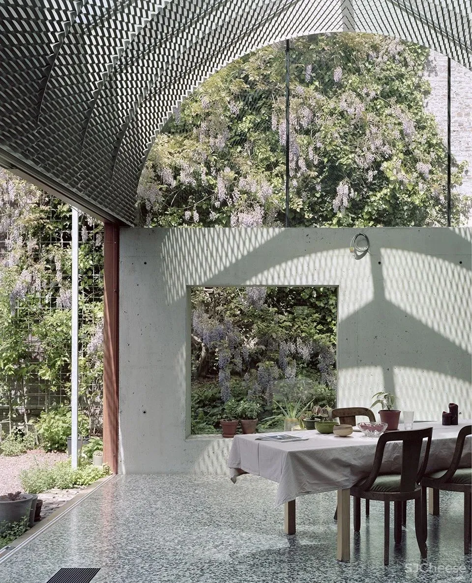 繁华城市中的宁静花园,比利时 51N4E