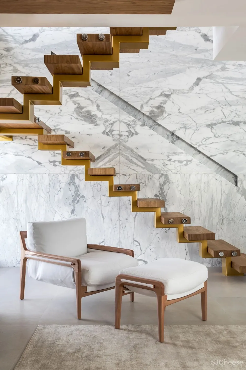 330m²顶奢复式的简约气质,低调而奢华