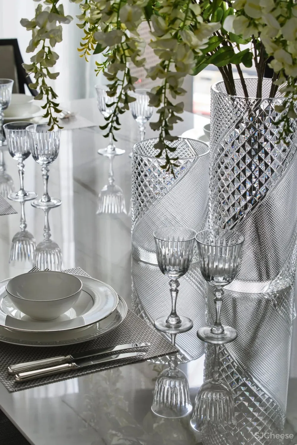 Elicyon 设计专辑