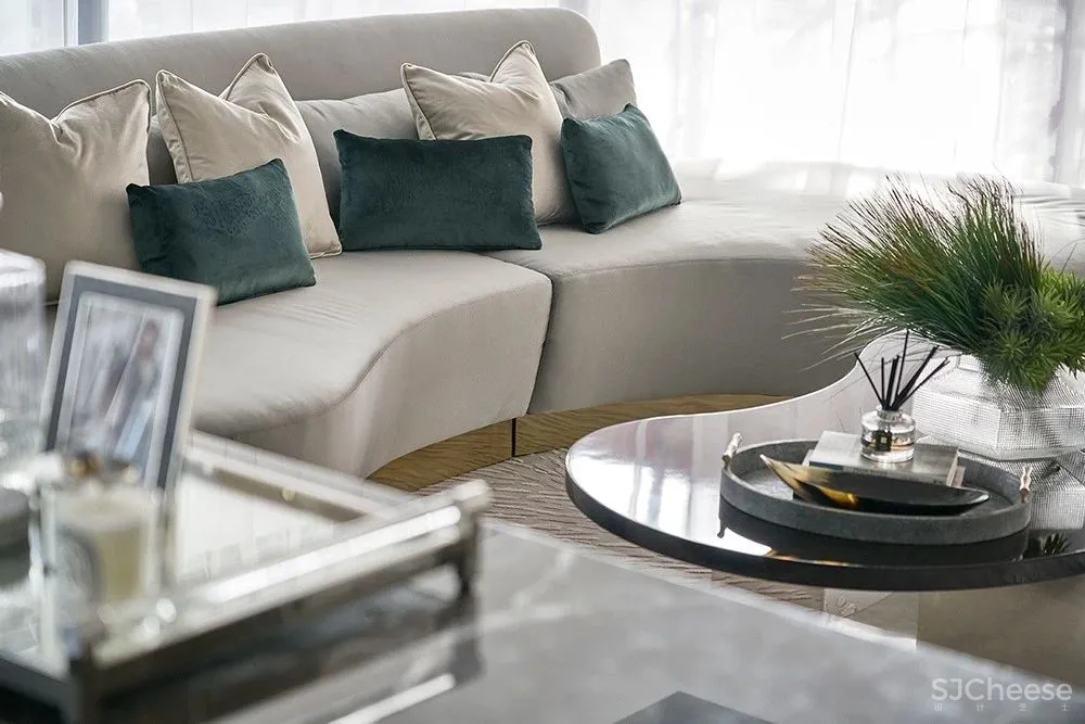 迪拜最贵的“空中别墅”,英国、奥地利、日本三大事务所联手打造,最小户型300平米!