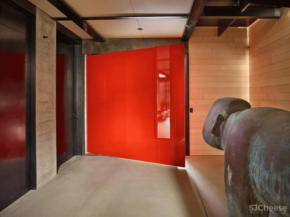 超酷工业风豪宅,不一样的机械美学