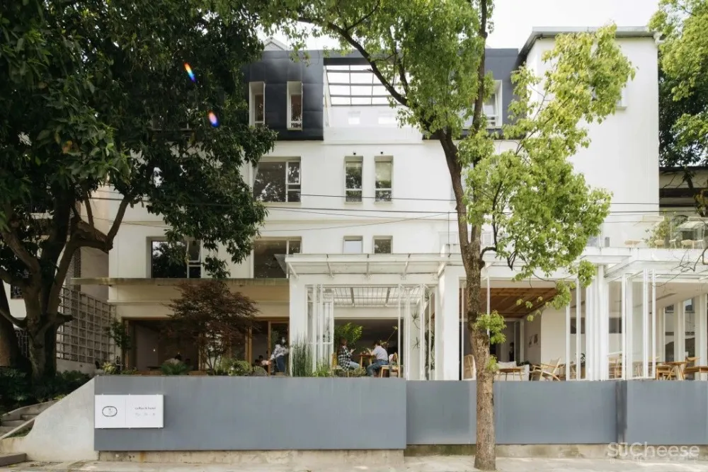 别止:重庆南山上的白房子,让人“重返18岁”