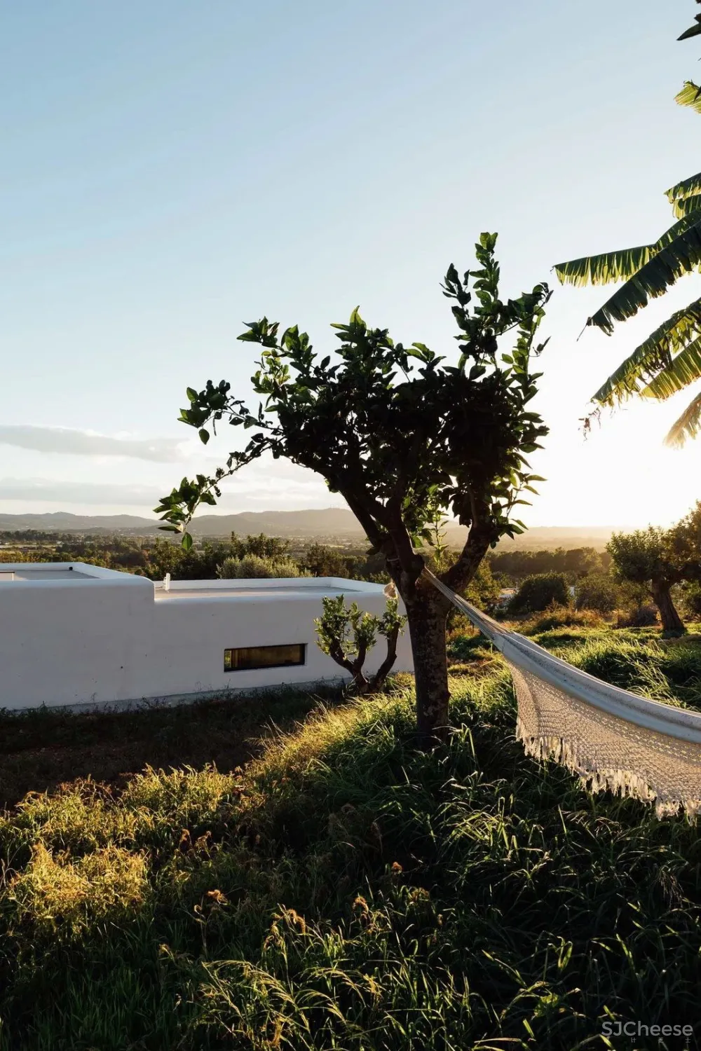 民宿精选破旧作坊改造成露天宾馆