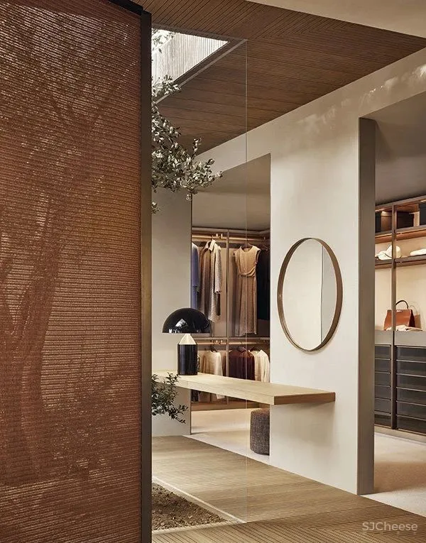 Poliform 在一所隐奢住宅内展开了大胆的试探