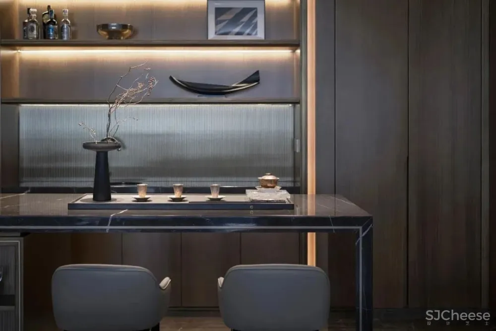 梁志天最新力作 厦门岛芯湖里COD「中骏·天盈」260平和186平样板间