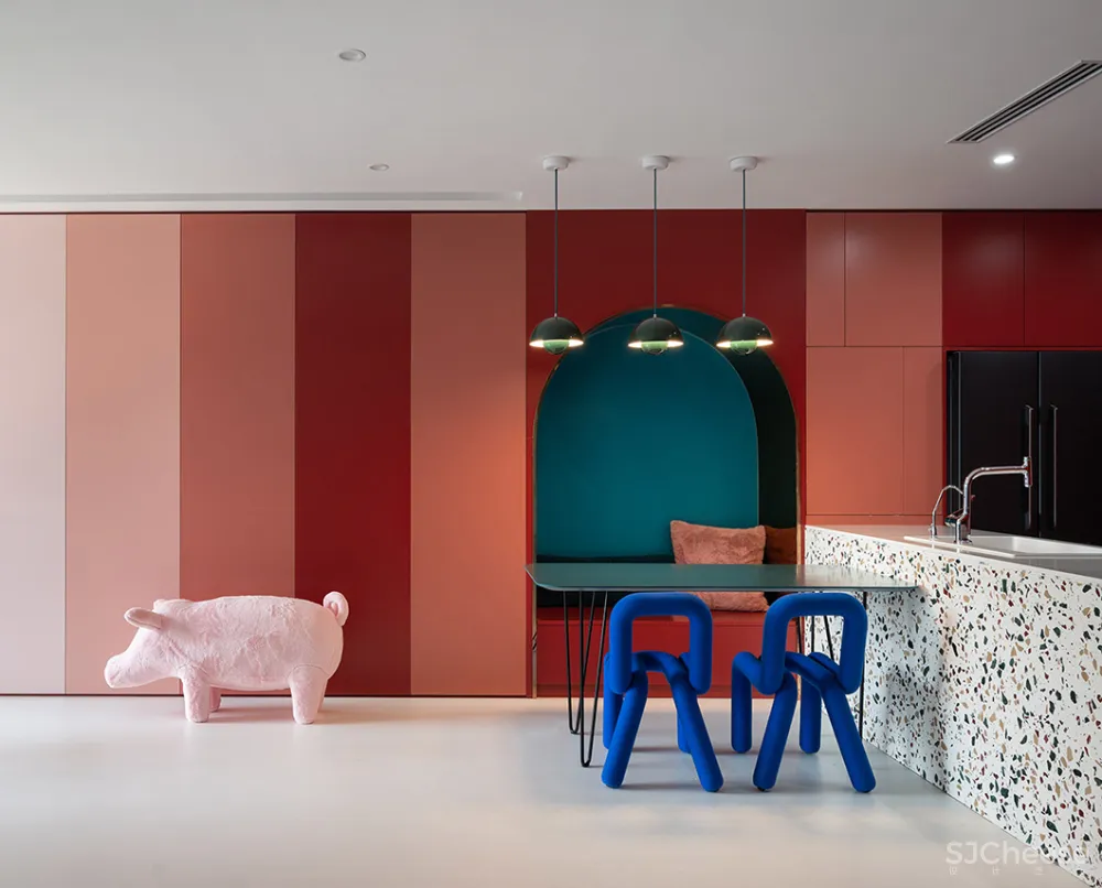 设计师：配色够出彩，设计才惊艳！