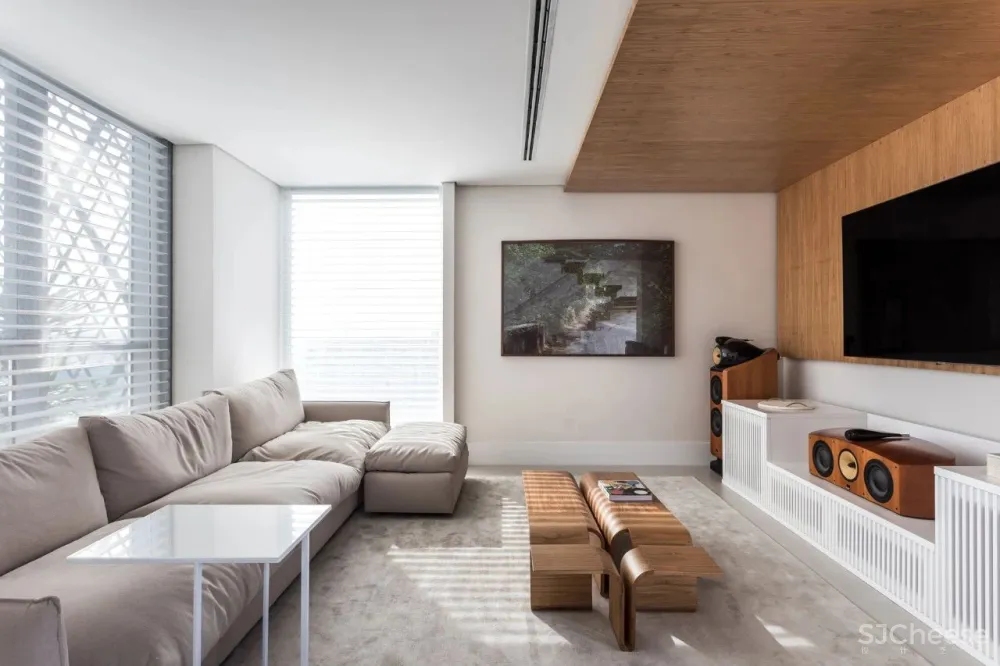 330m²顶奢复式的简约气质,低调而奢华