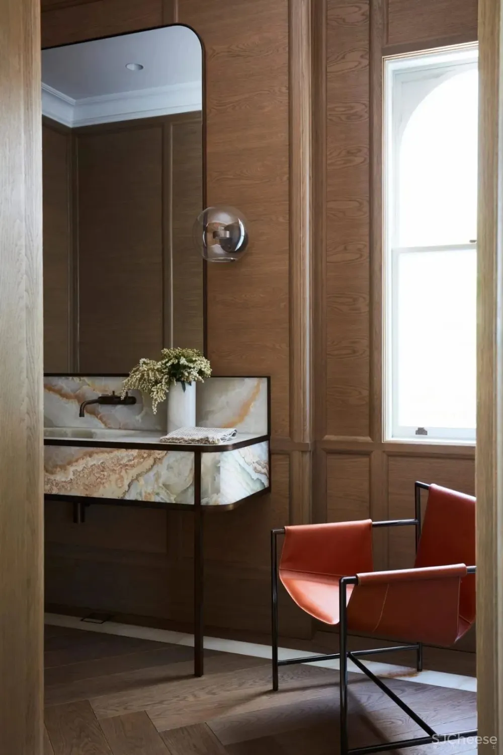 优雅“中性色”山顶别墅,低调却有品位!