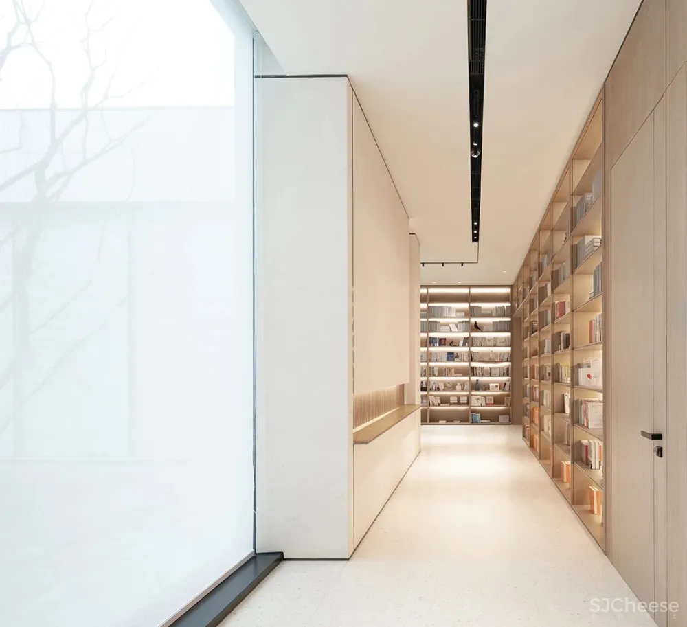 DIA丹健 :自然、质朴,诠释清雅灵逸